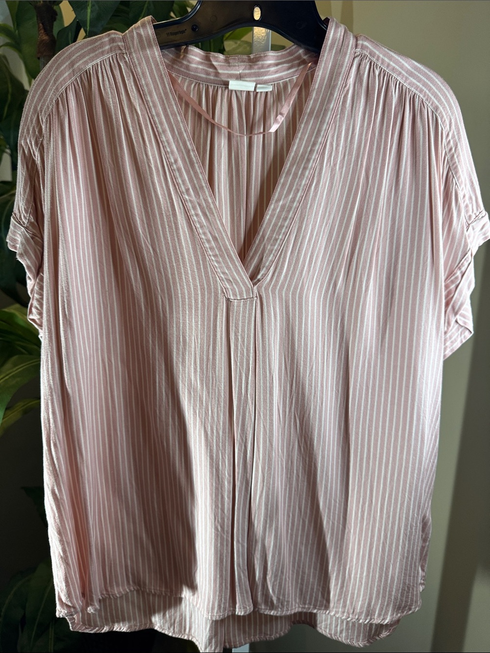 Women’s Pink Striped V-Neck Blouse size L